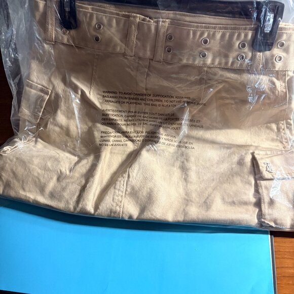 Juicy Couture Mini Cargo Skirt with Belt Womens Size 29 Nomad Brown JC547 NWT - Picture 4 of 5